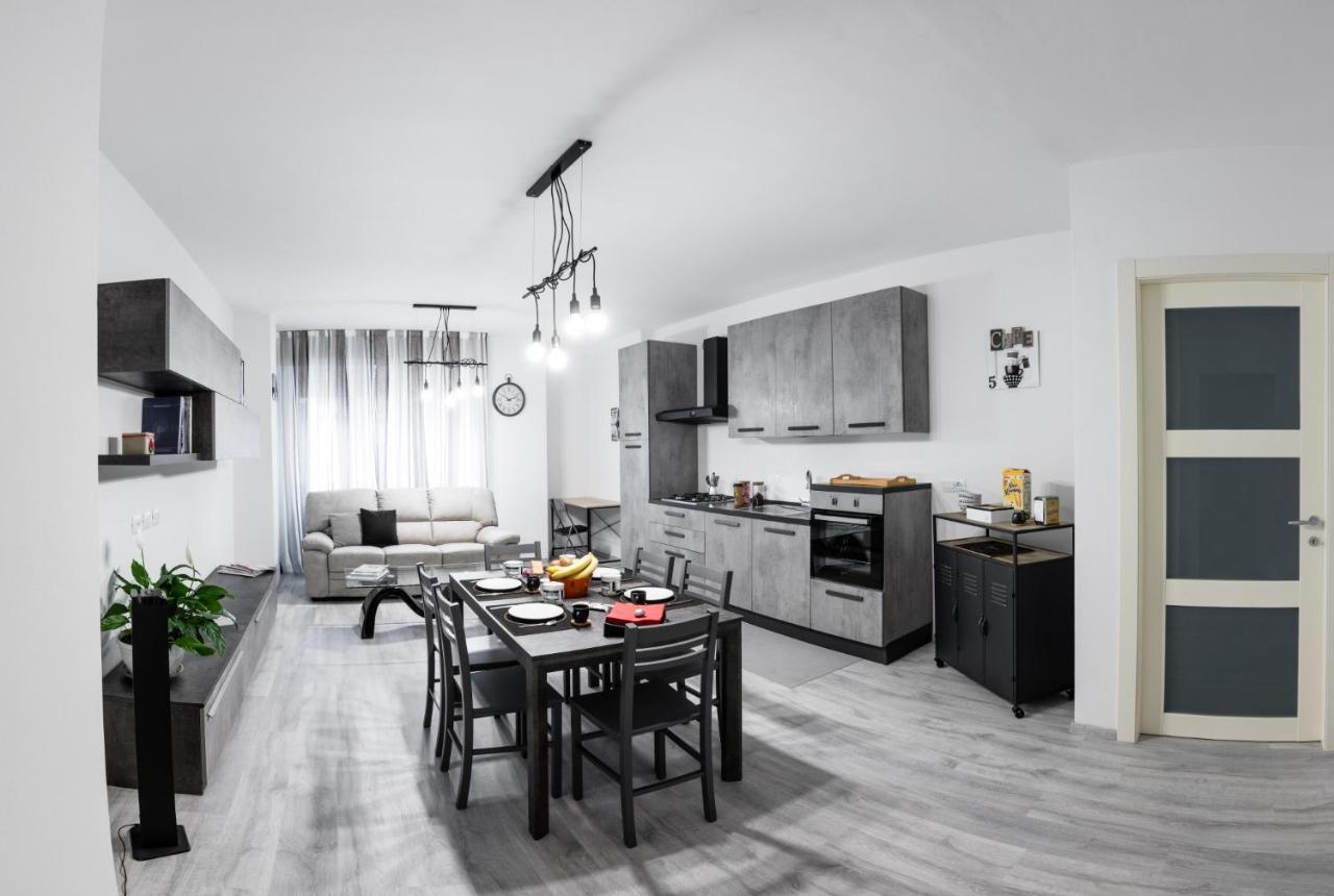 B&B Dal Moro Sondrio Exterior foto
