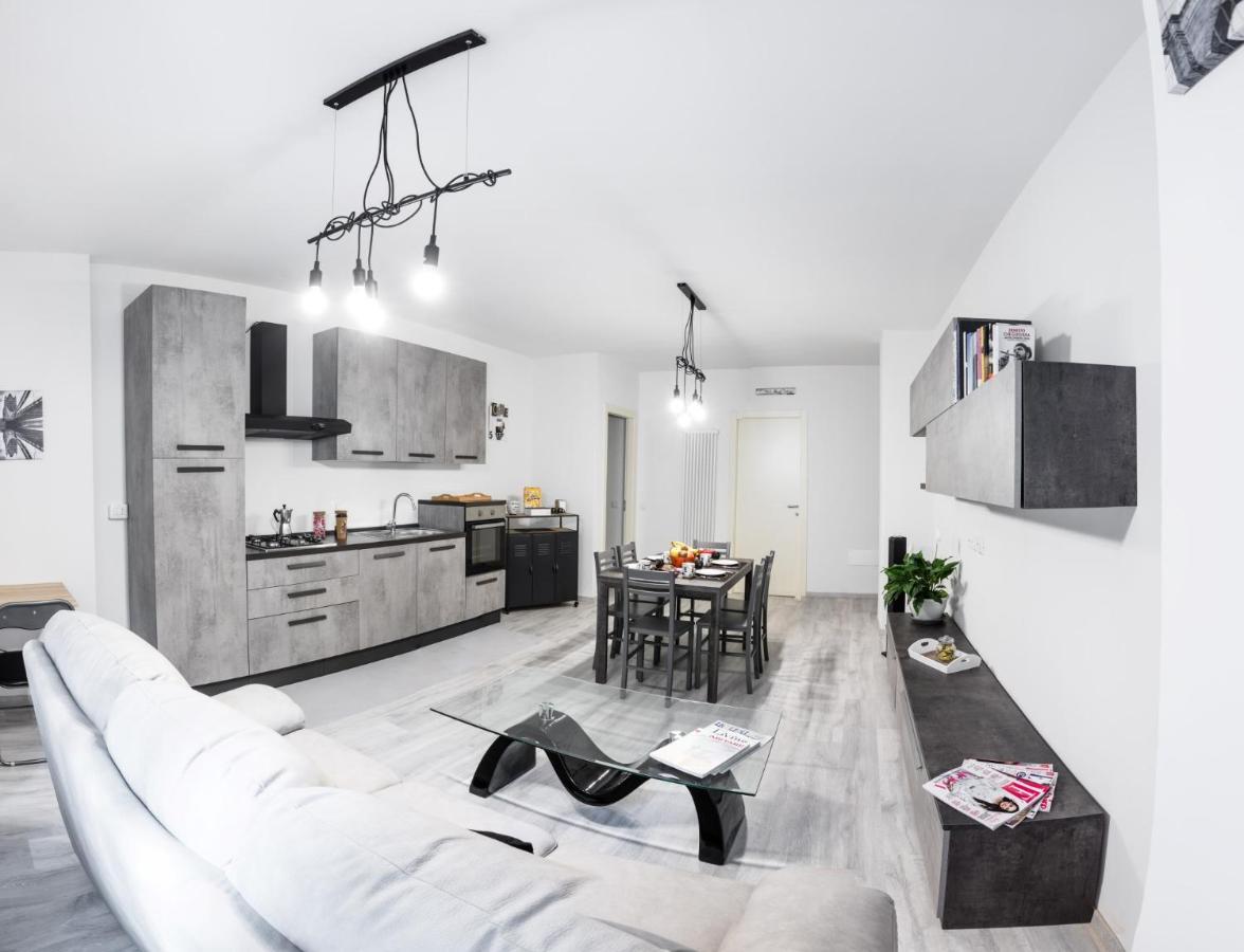 B&B Dal Moro Sondrio Exterior foto